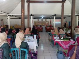 LOMBA MASAK MAKANAN SEHAT MOMEN HARI KARTINI